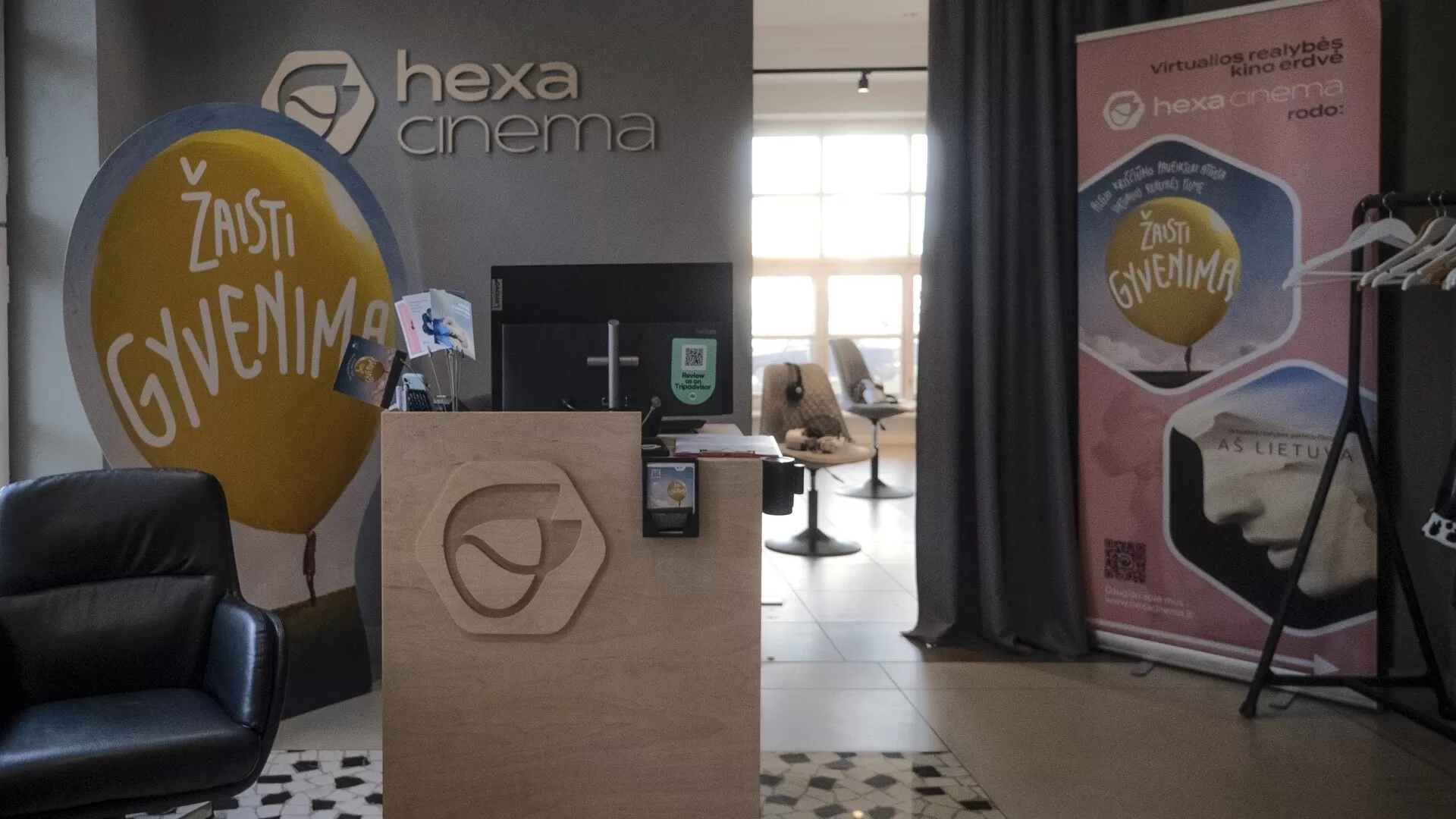 Hexa Cinema – Virtual Reality