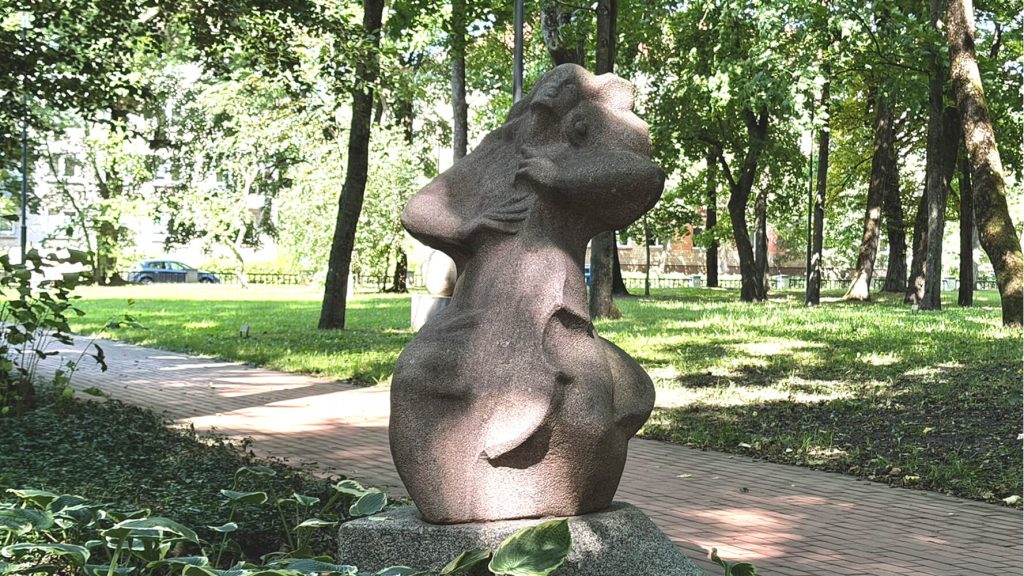Skulptūra „Įkvėpimas“, J. Narušis, 1977, Klaipėdos skulptūrų parke
