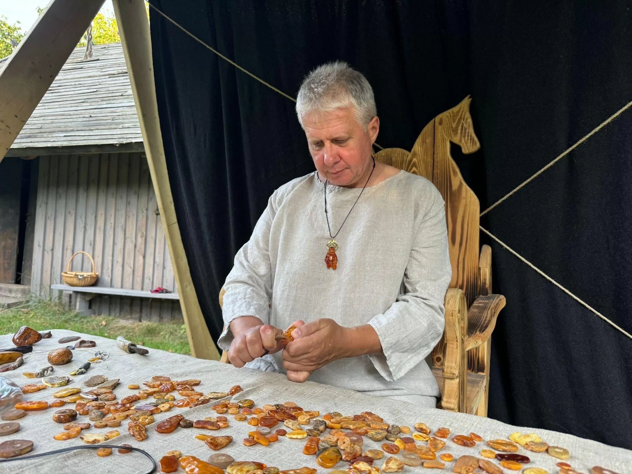 Creative workshop: educational session for children about Baltic amber and magnet making