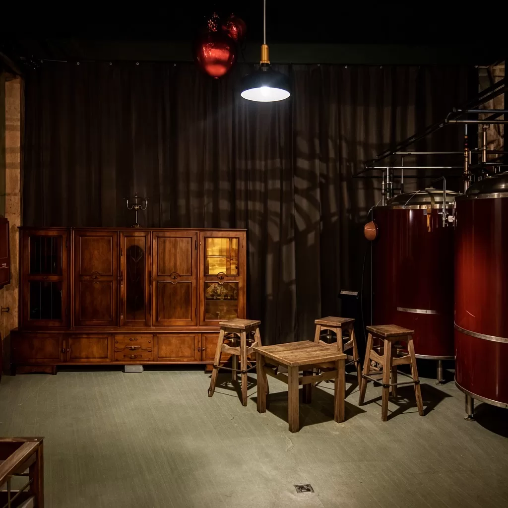 “Memelhaus” brewery hall with beer tanks