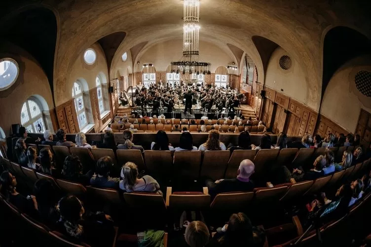 Klaipėdos valstybinio muzikinio teatro sezono atidarymo koncerte – muzikinė upės kelionė